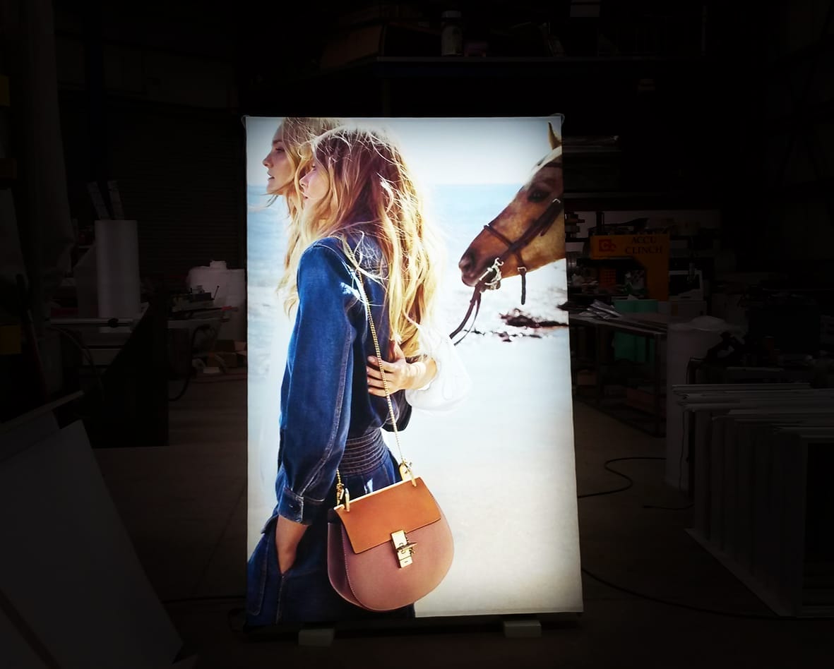 Ύφασμα Backlit 300B 180g/sm