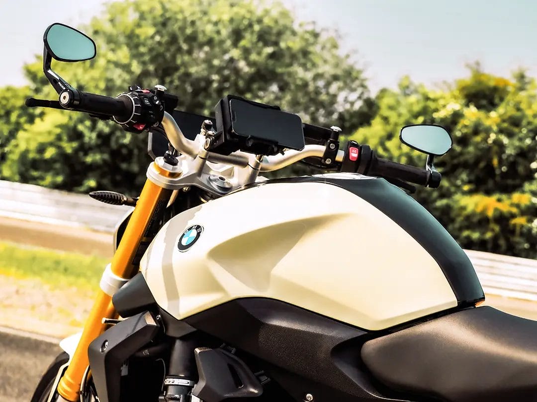 Χρωματιστή Μεμβράνη Αυτοκινήτου 410 Gloss Sand Brown-1 Χρωματιστή Μεμβράνη Αυτοκινήτου 410 Gloss Sand Brown-1