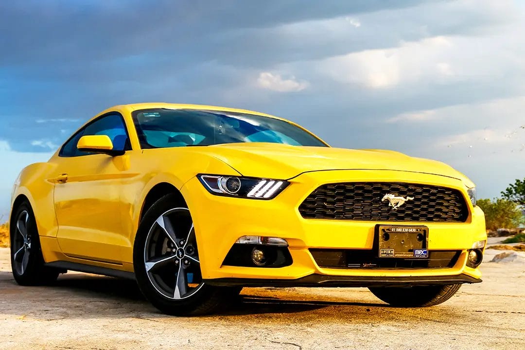 Χρωματιστή Μεμβράνη Αυτοκινήτου 421 Gloss Bright Yellow-1