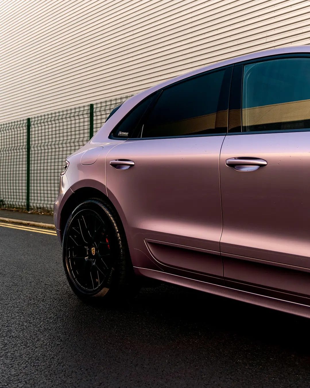 Arlon PCC 434 Gloss Future Berry Metallic-5 Arlon PCC 434 Gloss Future Berry Metallic-5