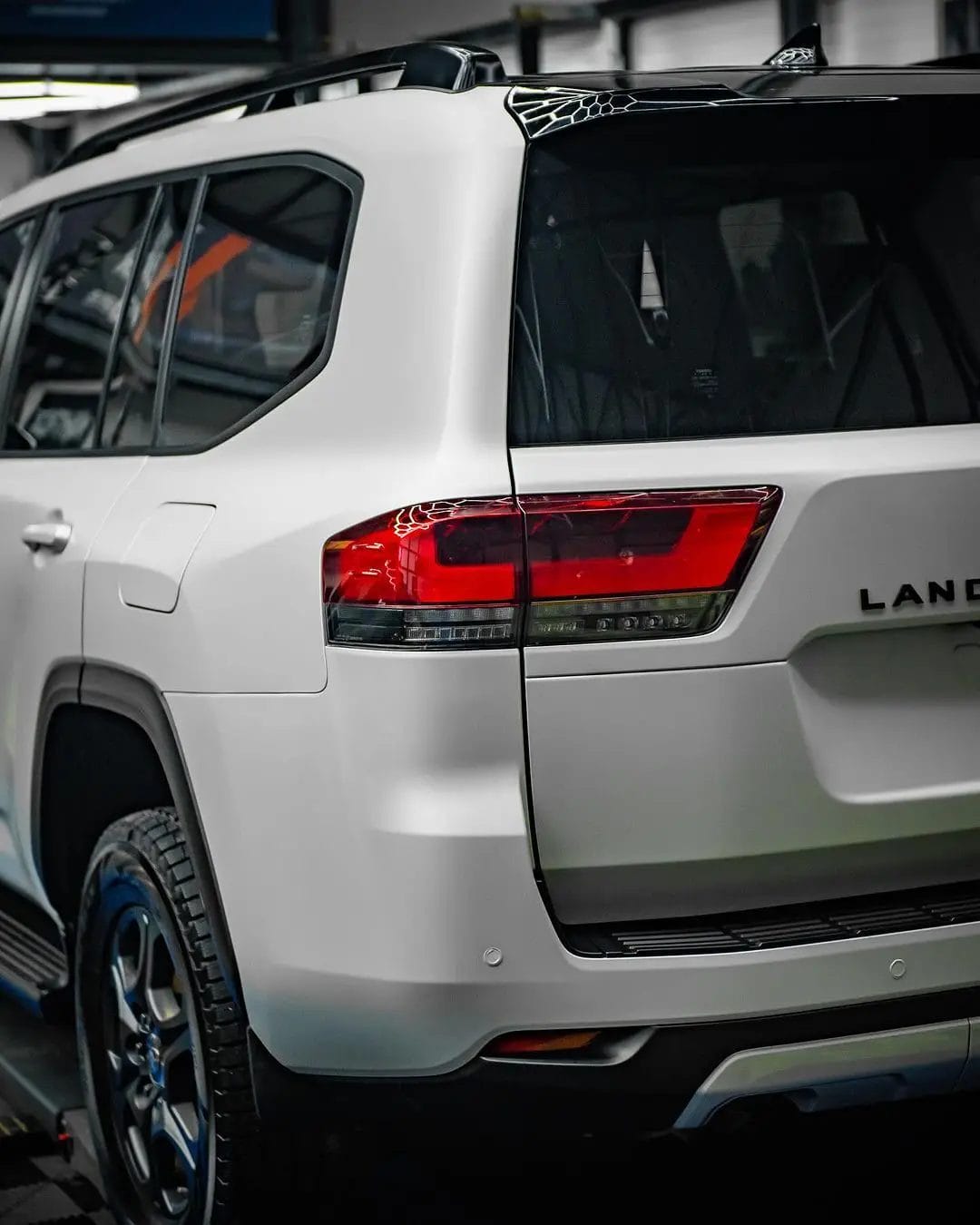 Arlon PCC 455 Satin Pearl White-4 Arlon PCC 455 Satin Pearl White-4