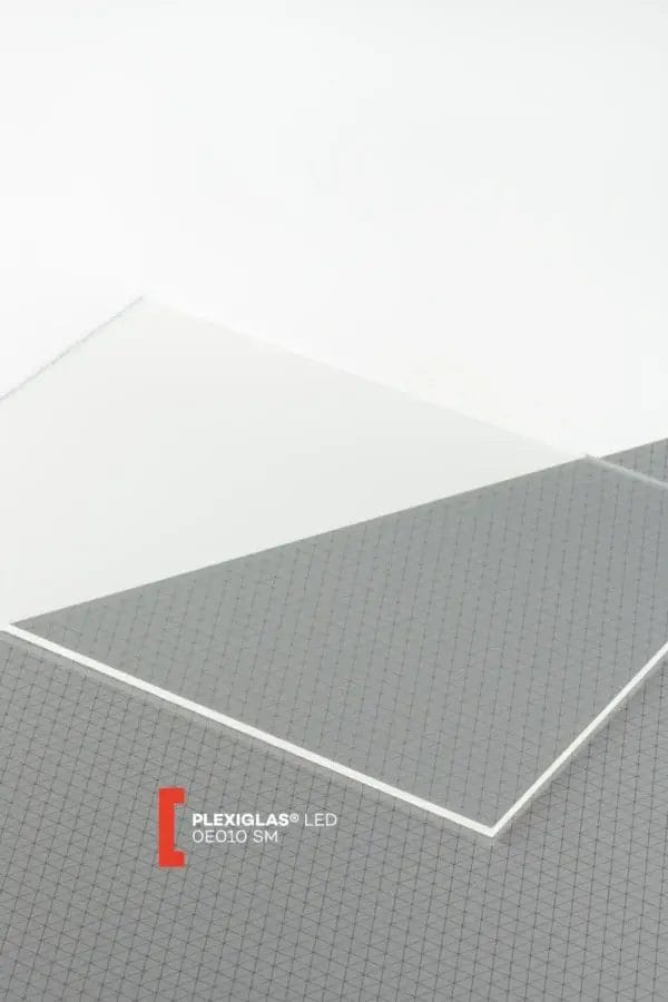 PLEXIGLAS® LED Clear 0E010 SM-3