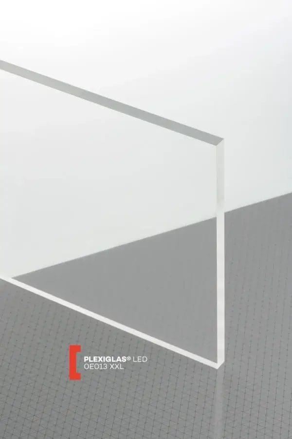 Plexiglas® LED Clear 0E013 XXL-2