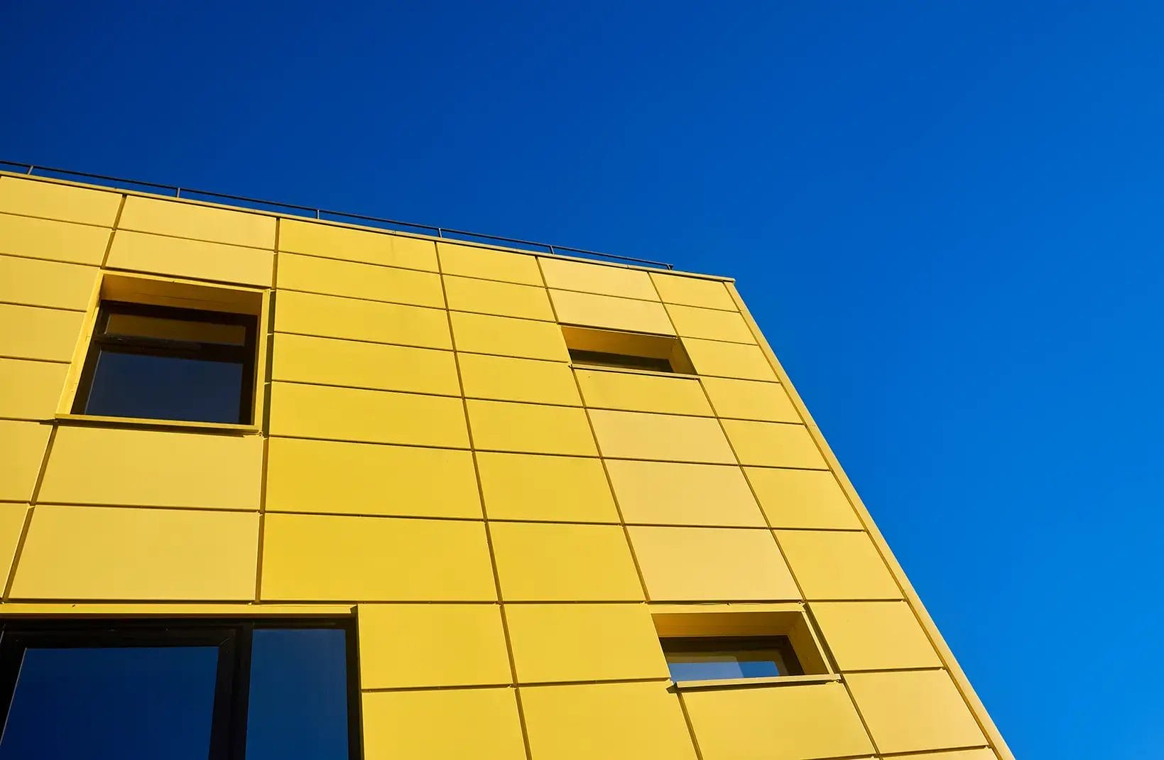 Etalbond-D3-Yellow Etalbond-D3-Yellow